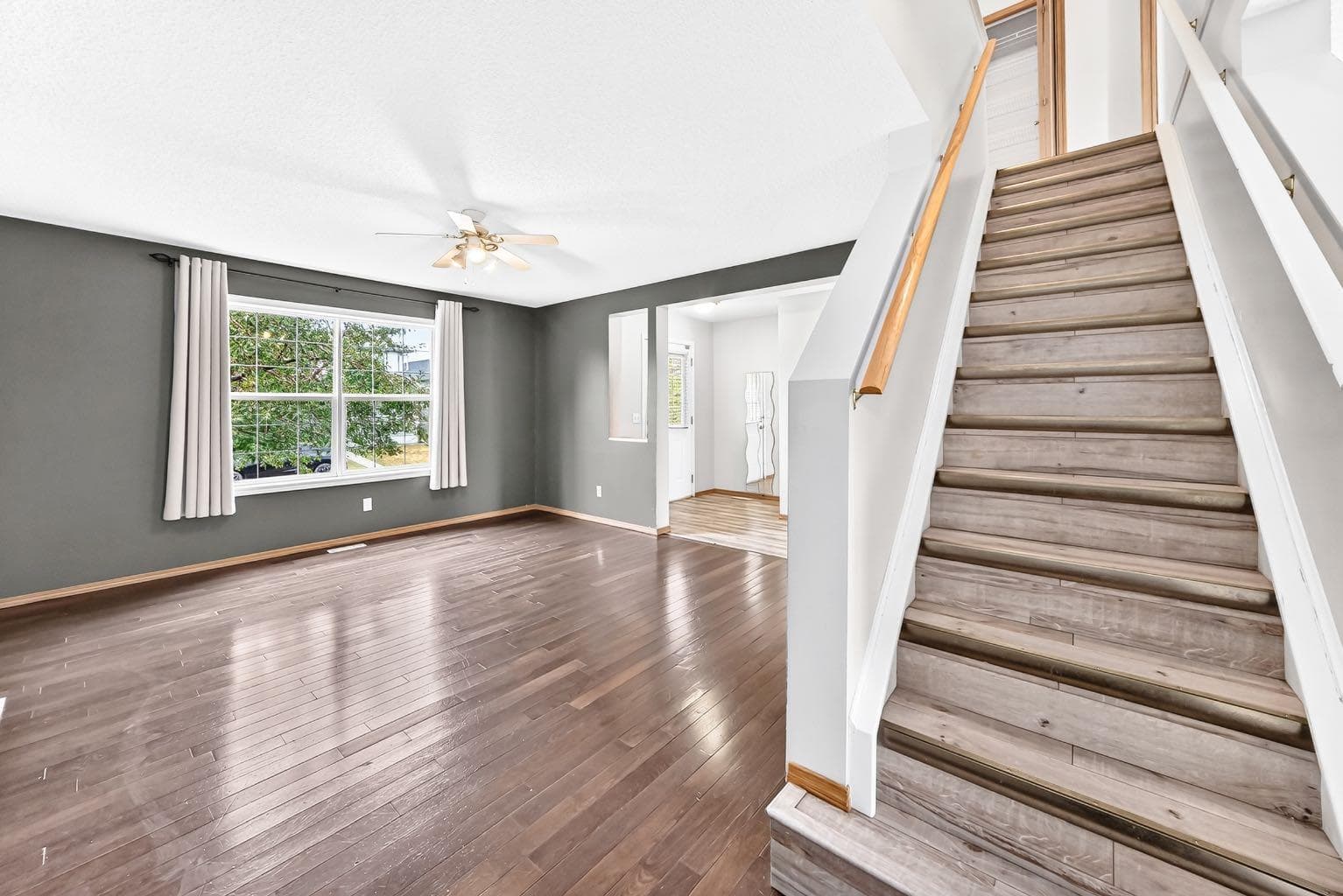 15 Coventry Link NE