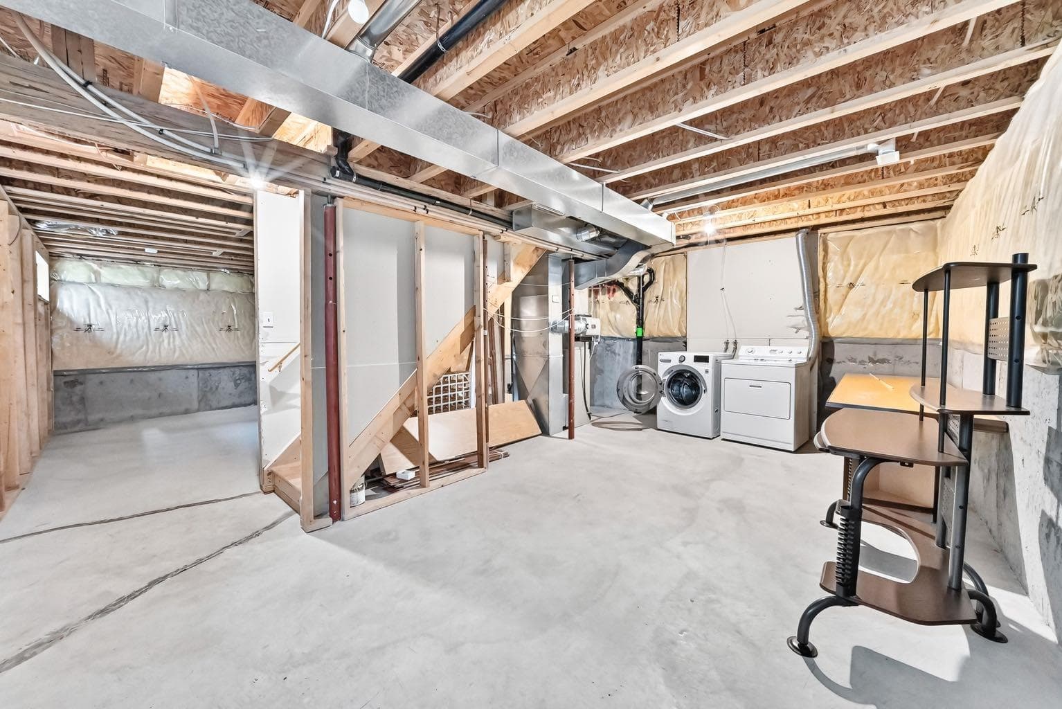 15 Coventry Link NE