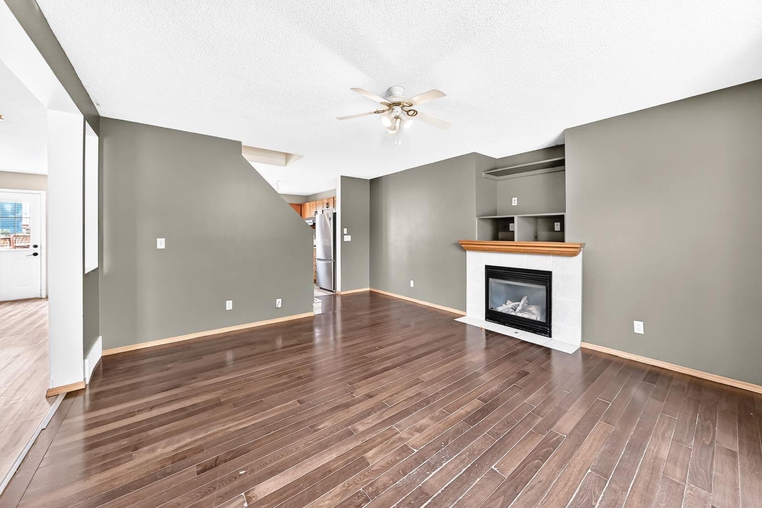 15 Coventry Link NE