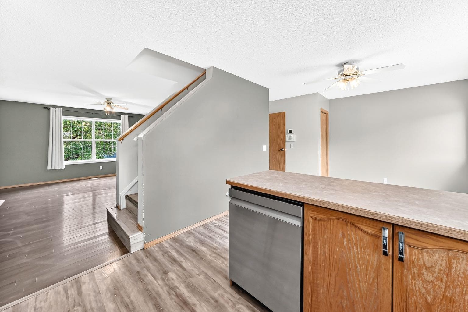 15 Coventry Link NE