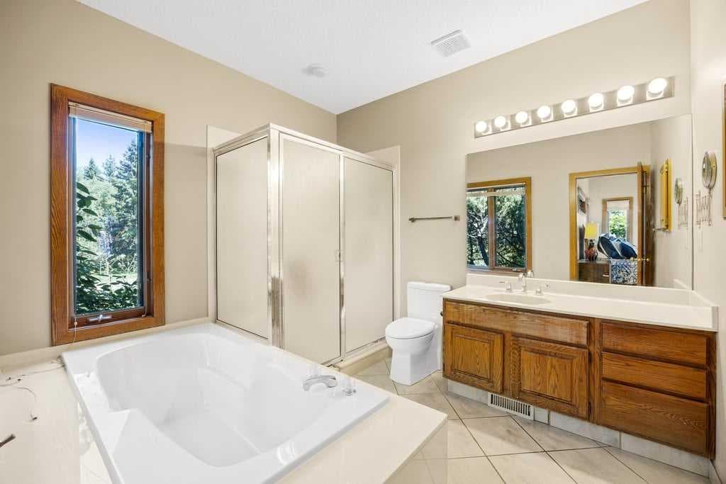 19 Westbluff Place 
