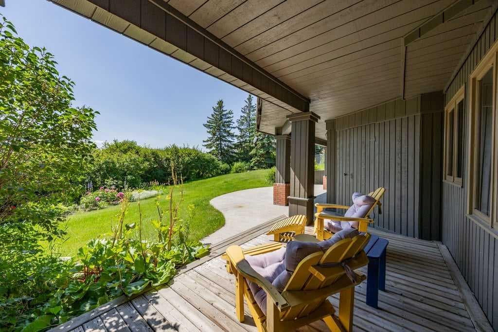 19 Westbluff Place 