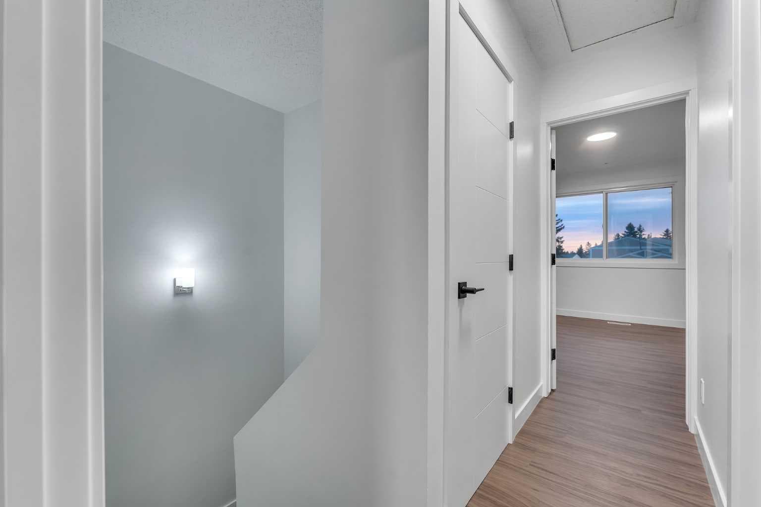 429 Georgian Villas NE