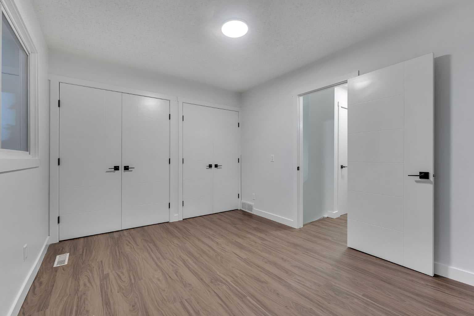 429 Georgian Villas NE