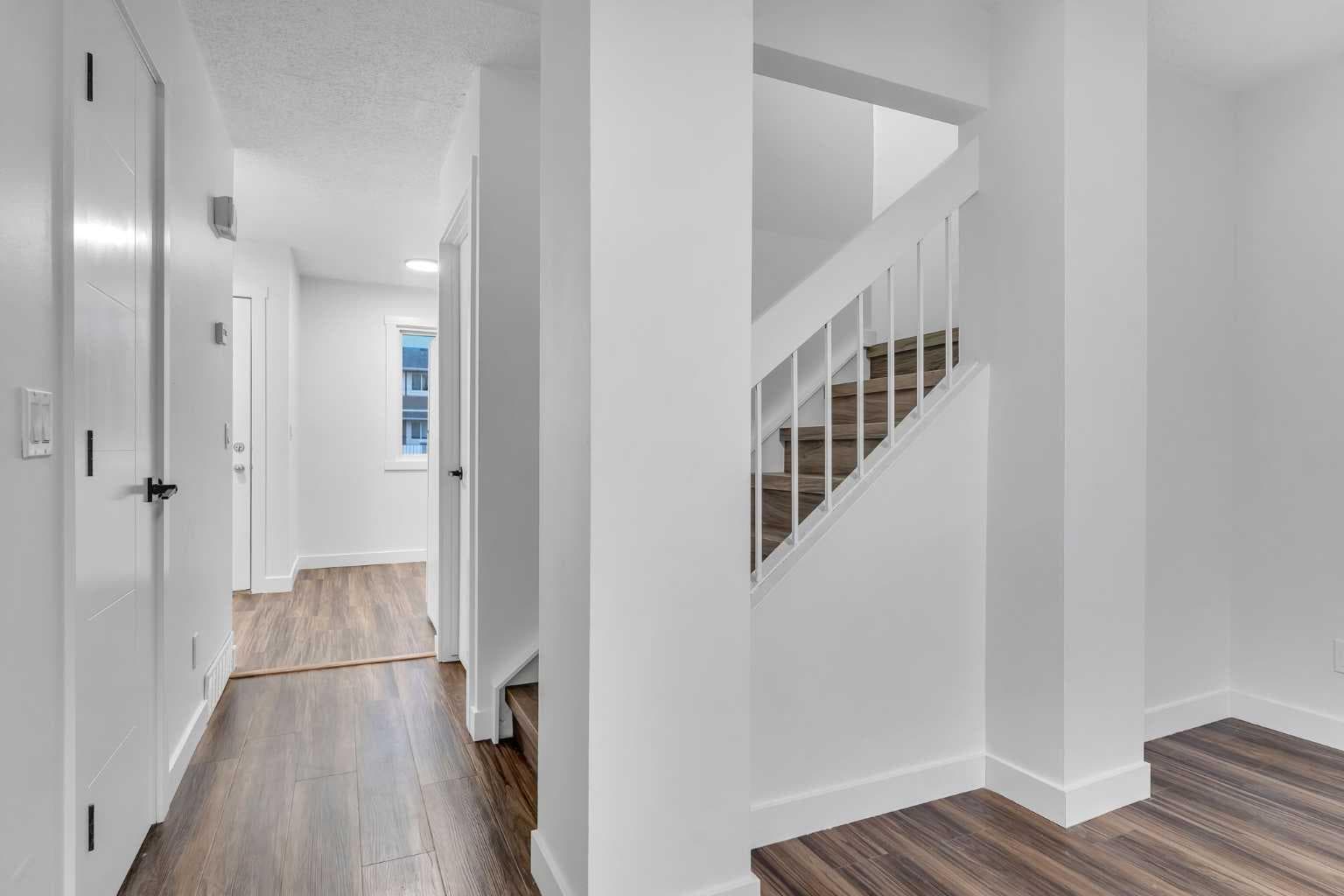 429 Georgian Villas NE