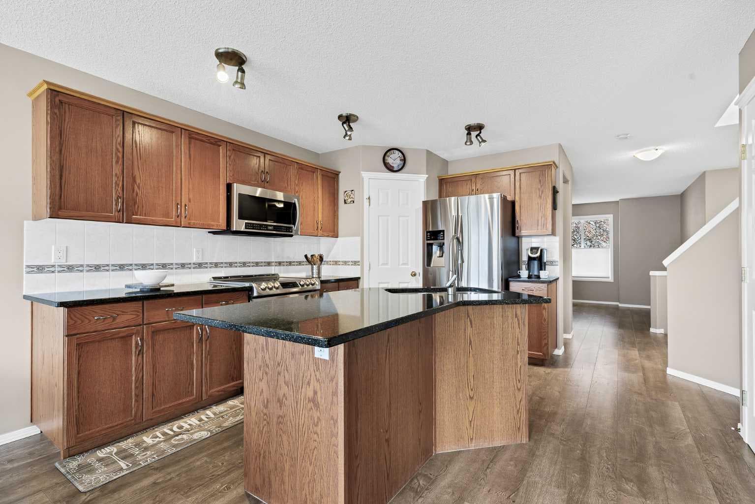 152 Covewood Green NE