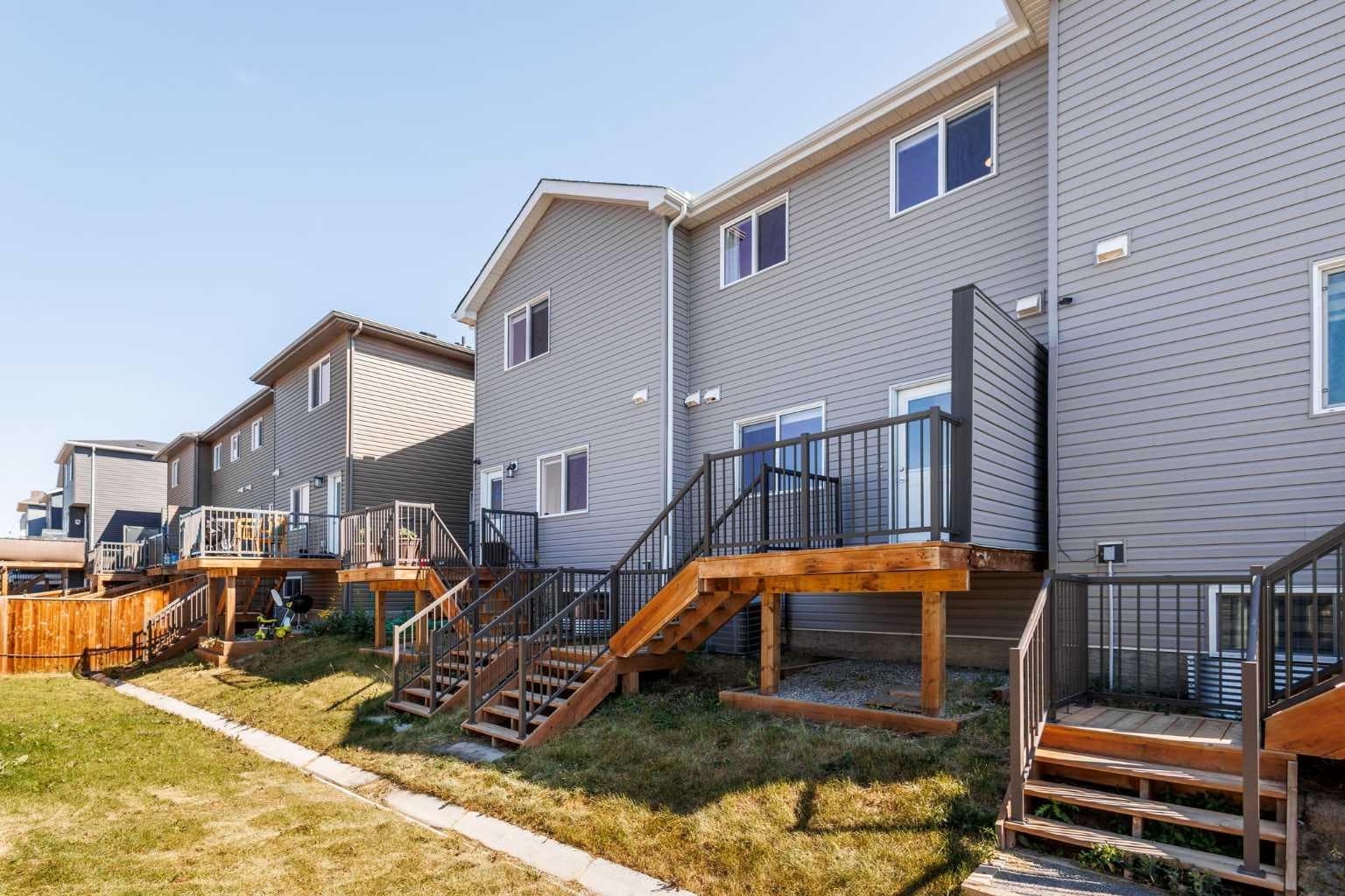 251 Lucas Boulevard NW