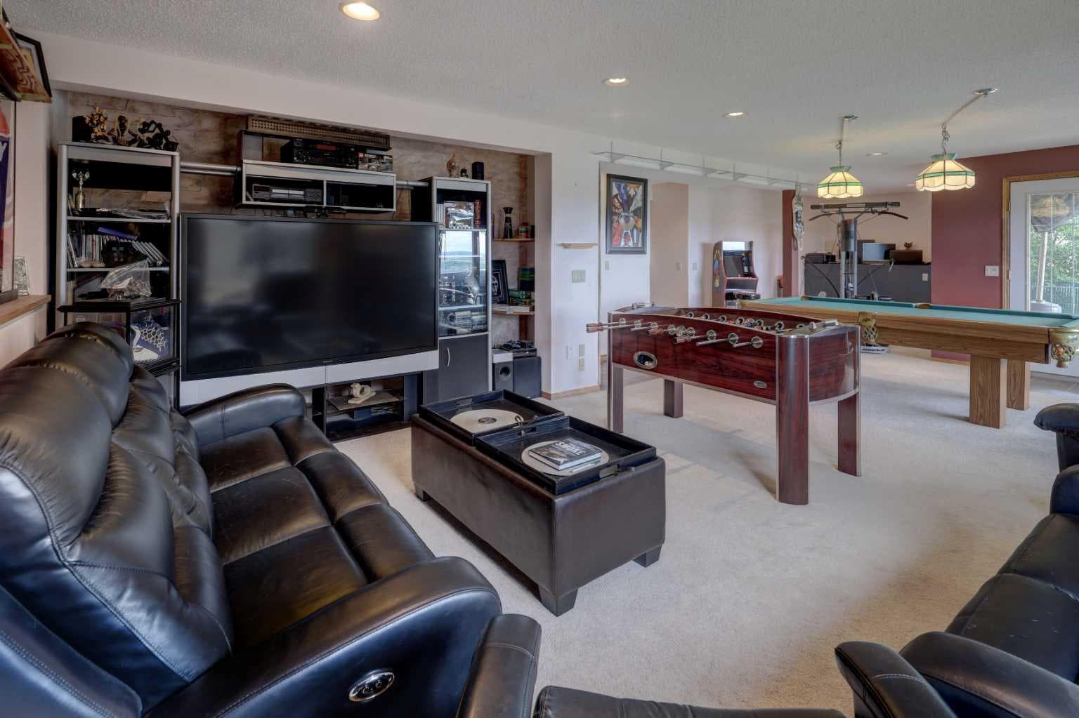 321 Gleneagles View 
