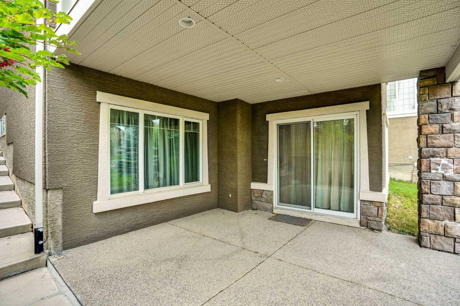 126 Panatella Crescent NW