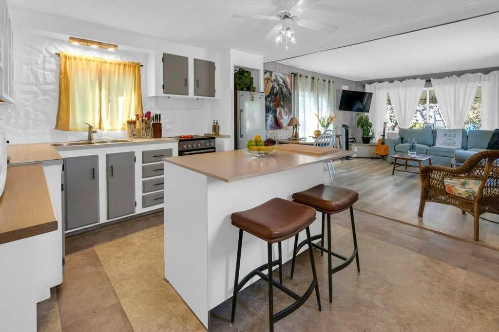 110, 99 Arbour Lake Road  