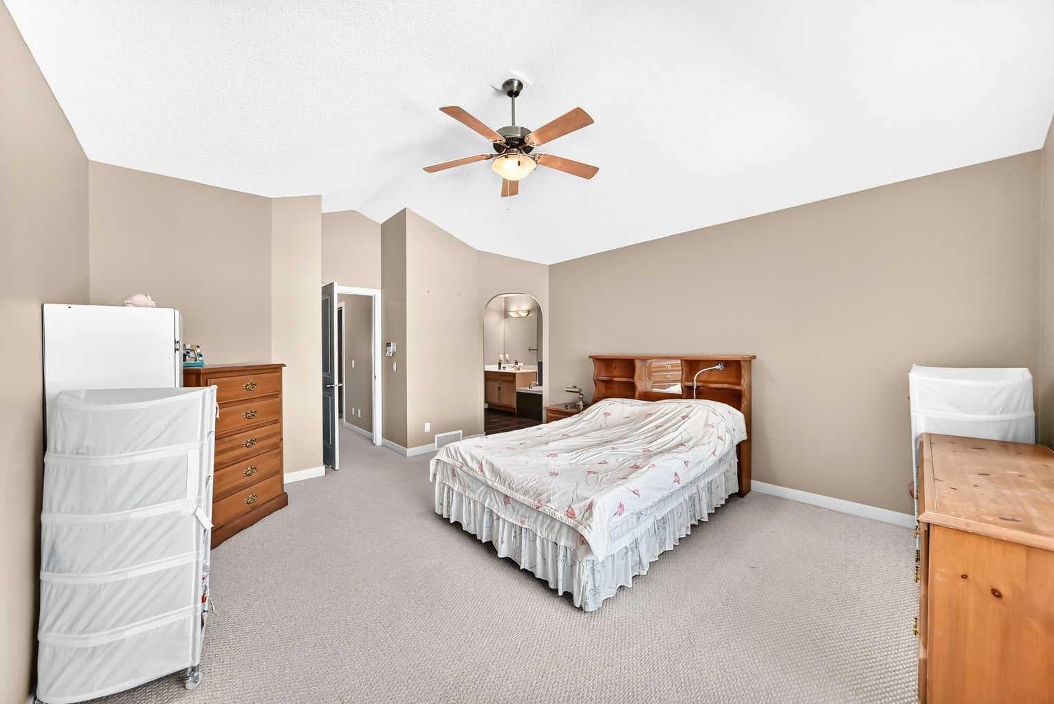 505 Kincora Bay NW