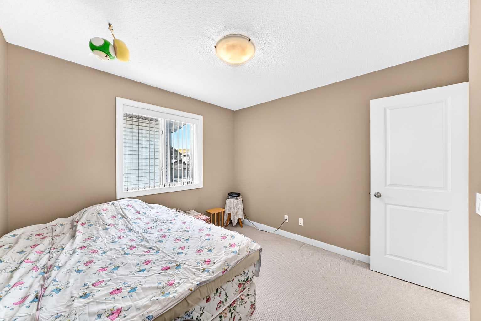 505 Kincora Bay NW