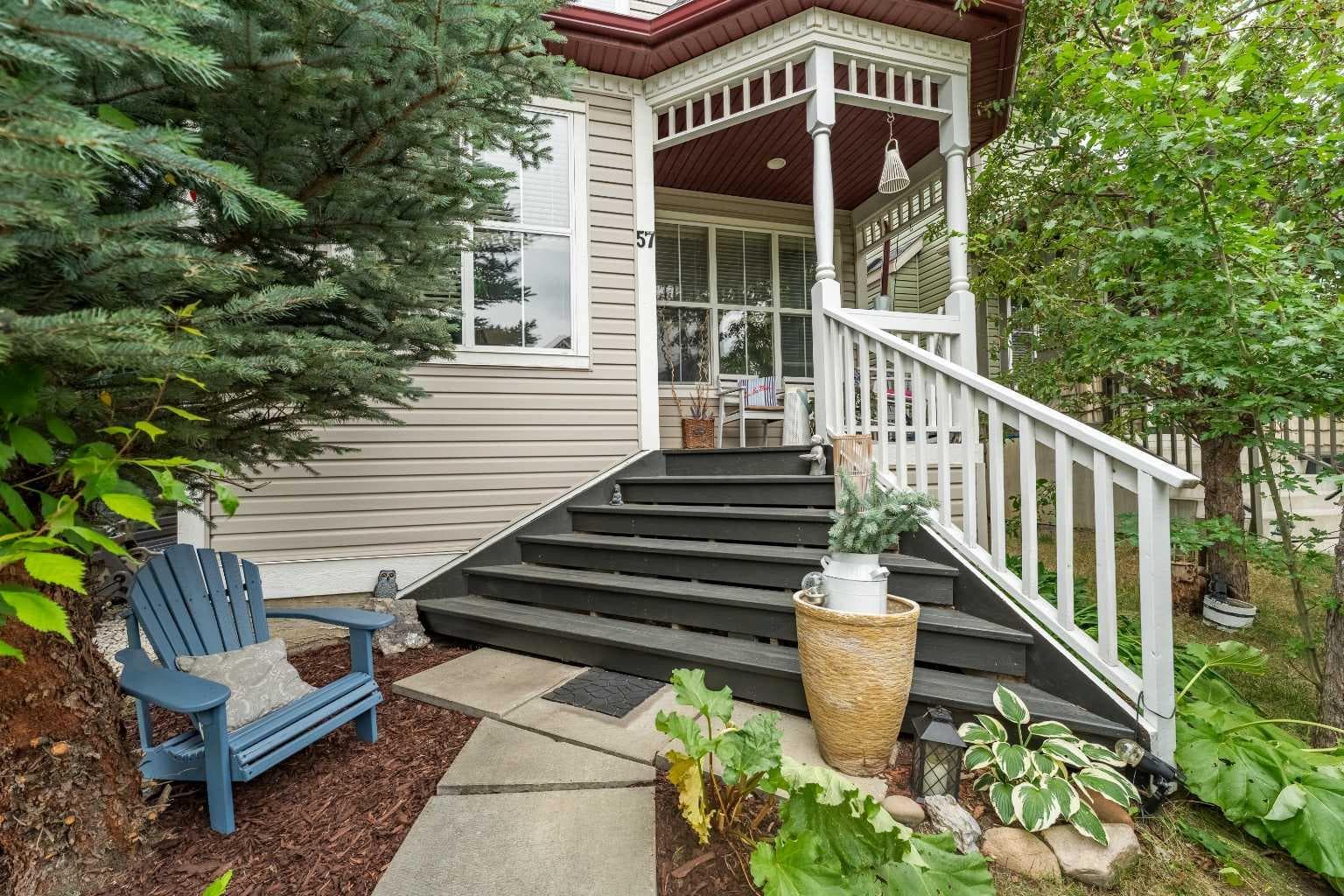 57 Auburn Bay View SE