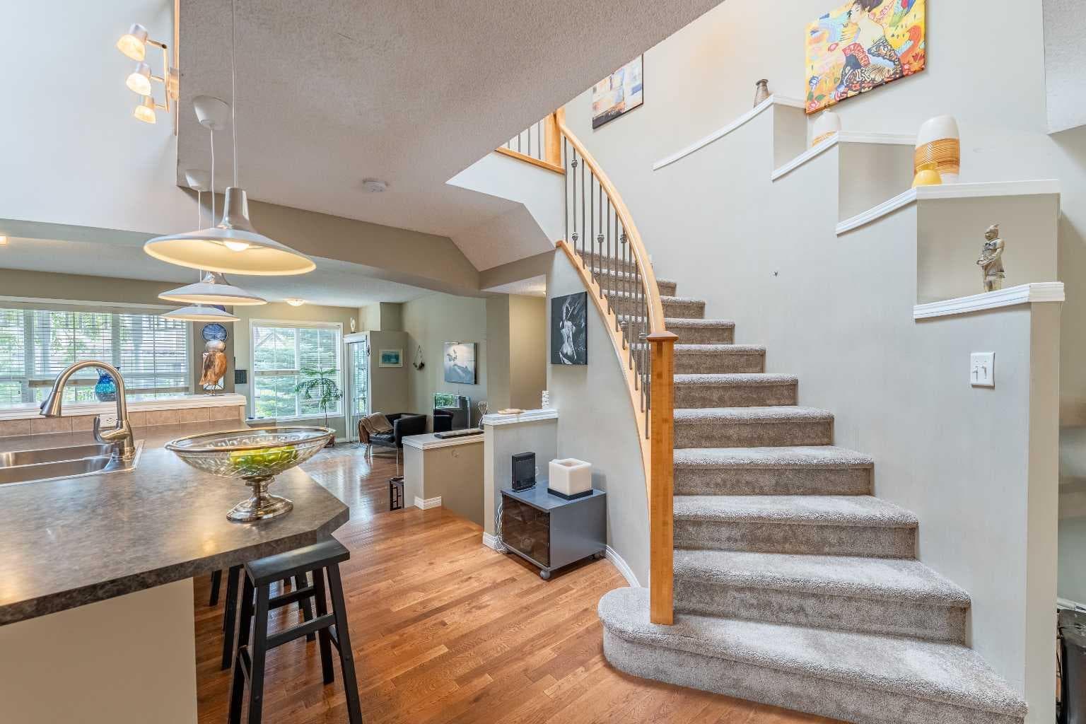 57 Auburn Bay View SE