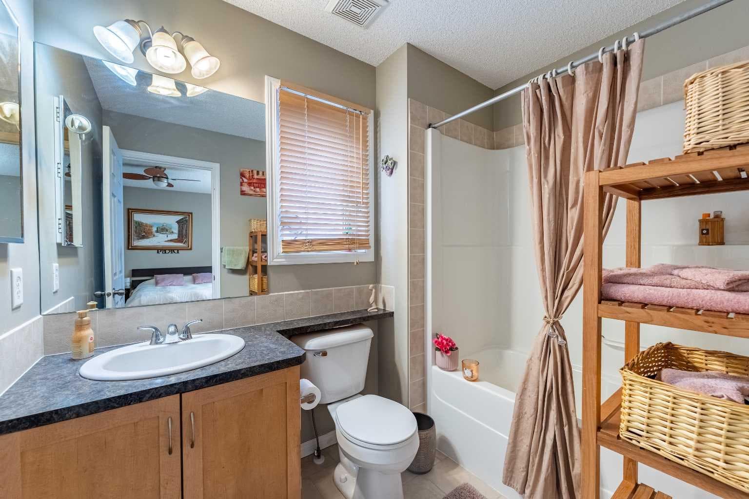 57 Auburn Bay View SE