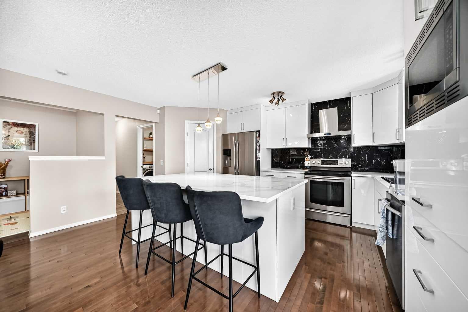 150 Springmere Drive 
