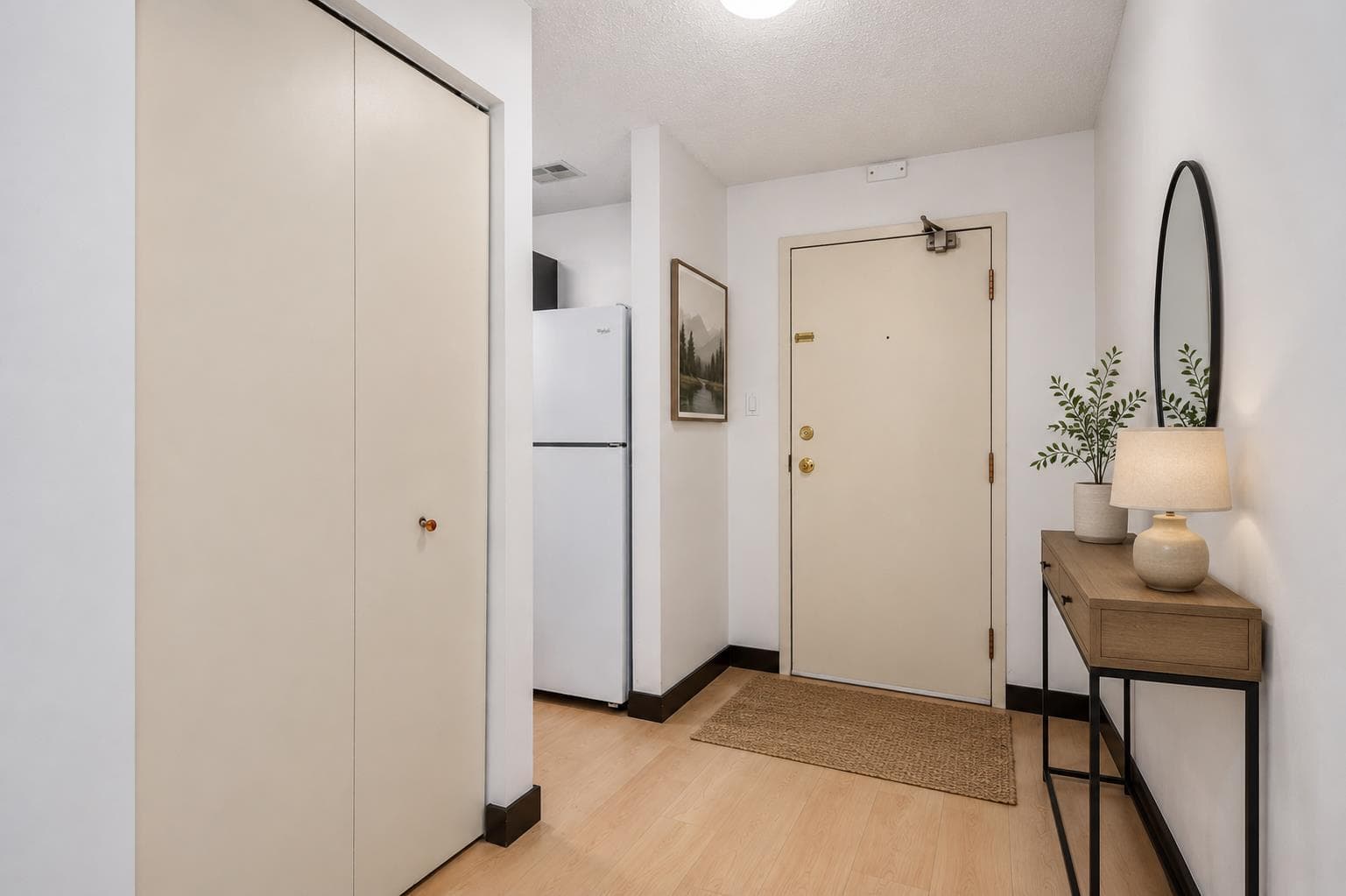 305, 550 Westwood Drive SW