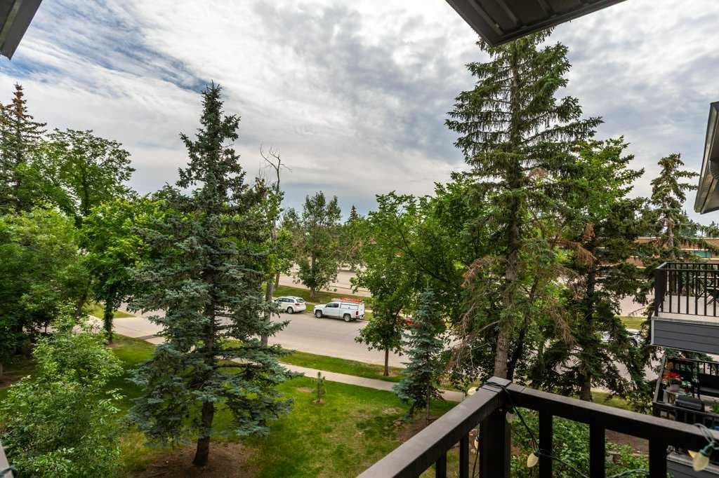 305, 550 Westwood Drive SW
