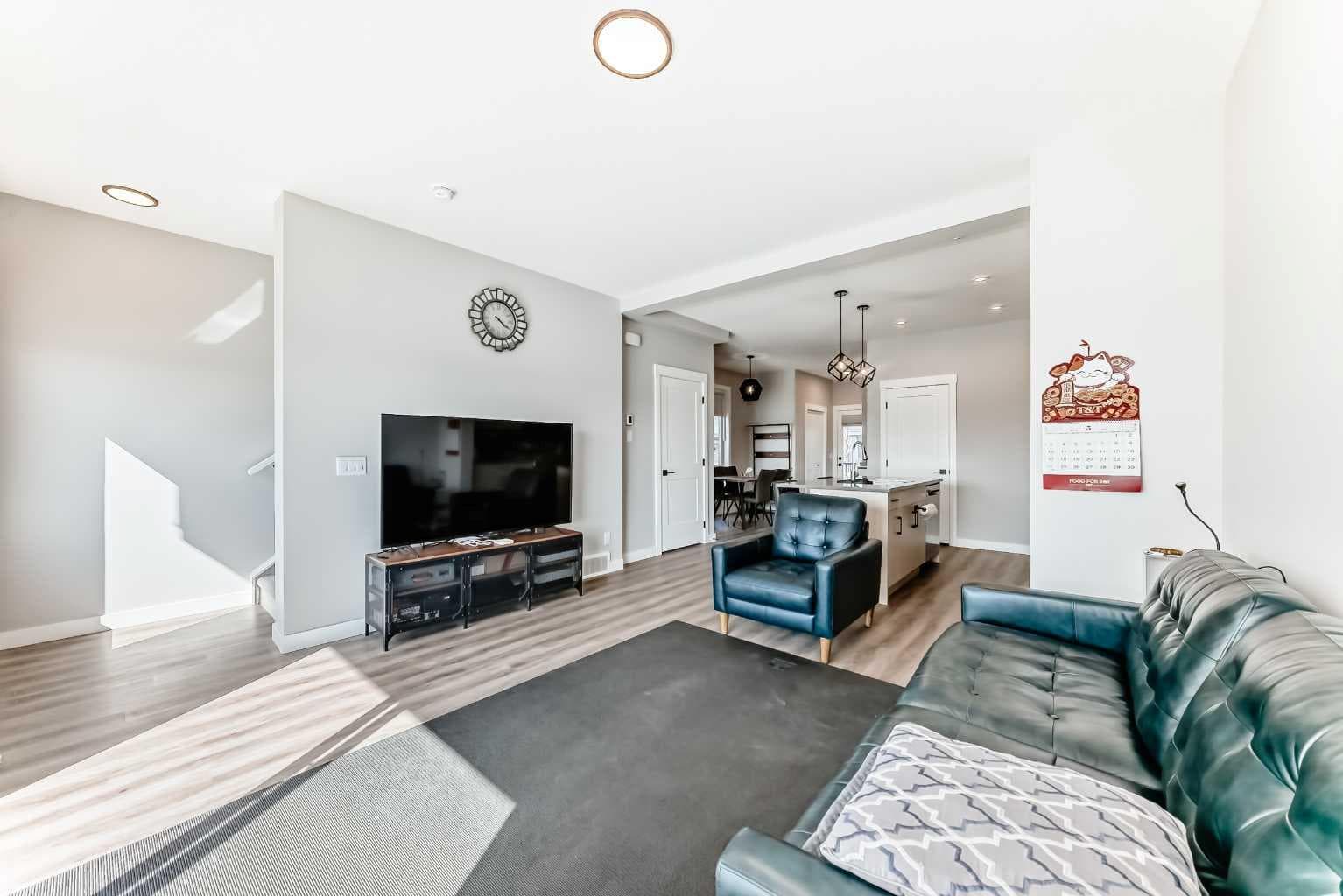 3125, 55 Lucas Way NW