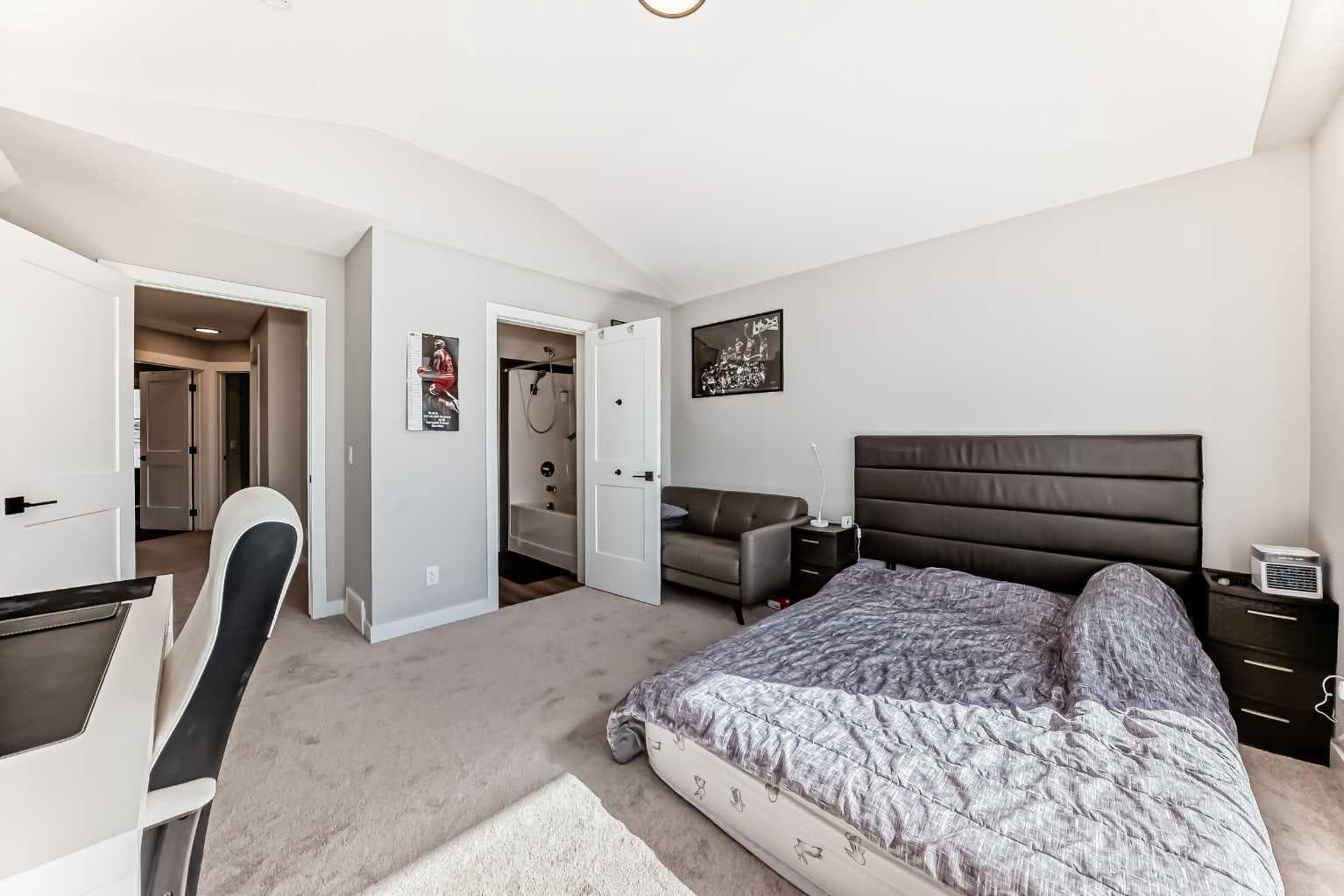 3125, 55 Lucas Way NW