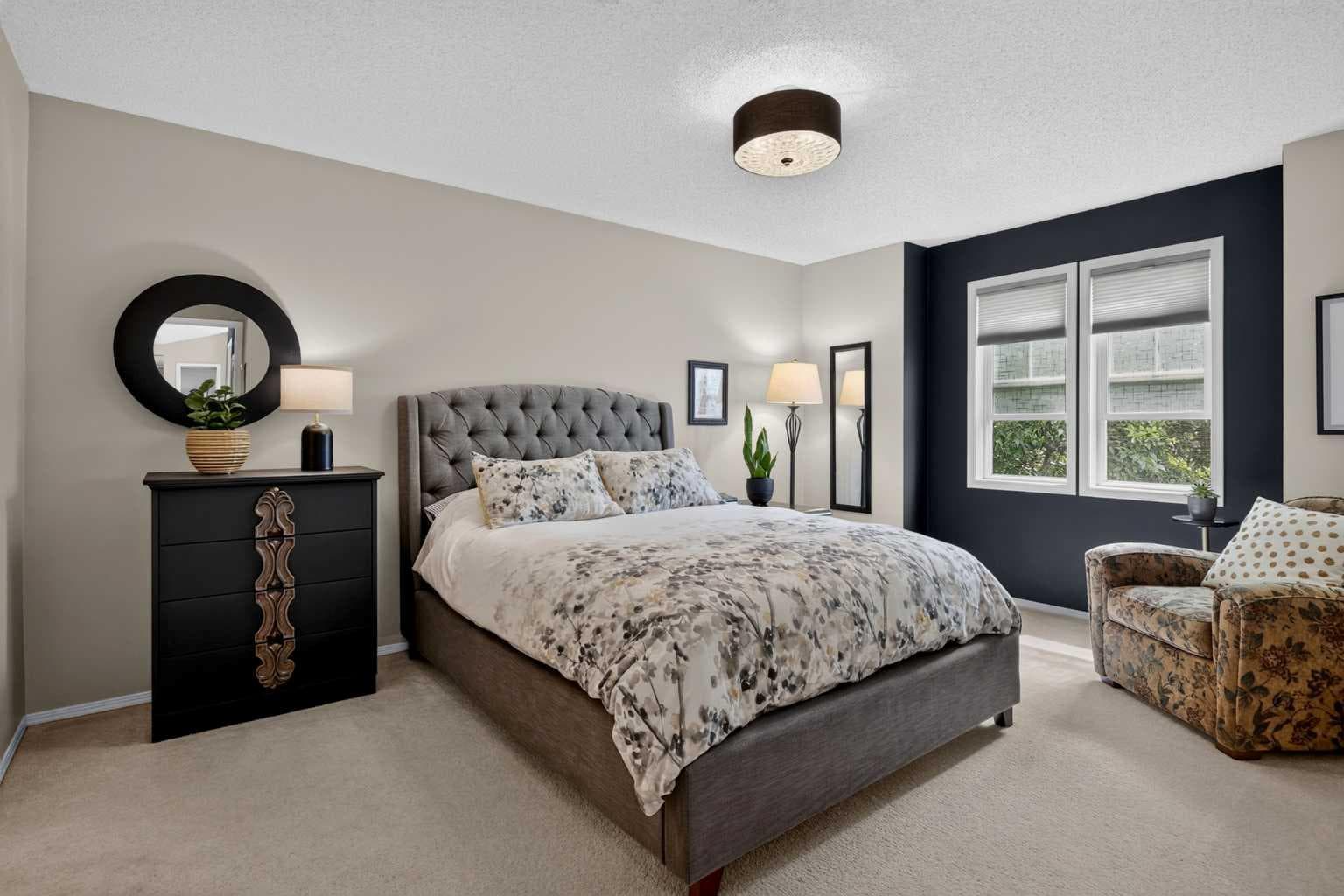 204, 39 Hidden Creek Place NW