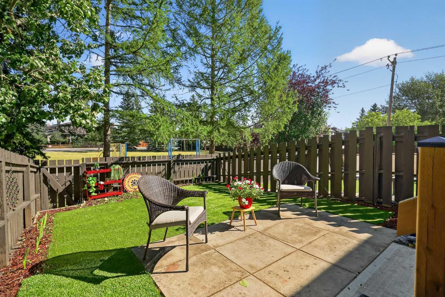 45, 380 Bermuda Drive NW