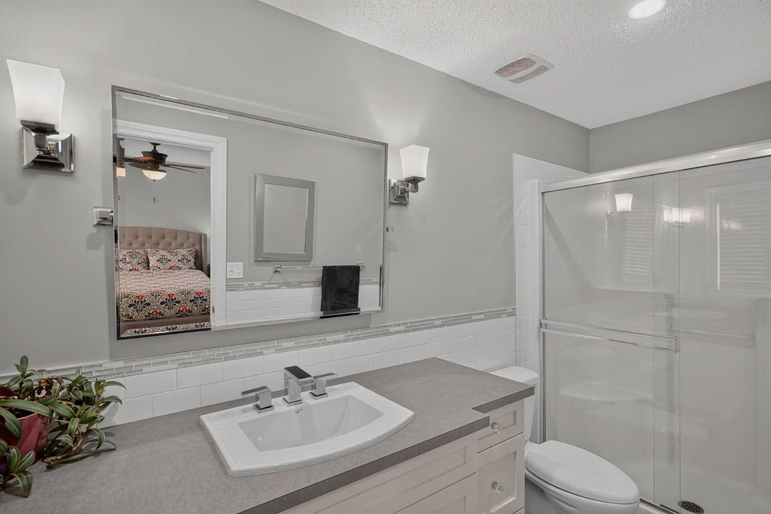 53 Mahogany Point SE