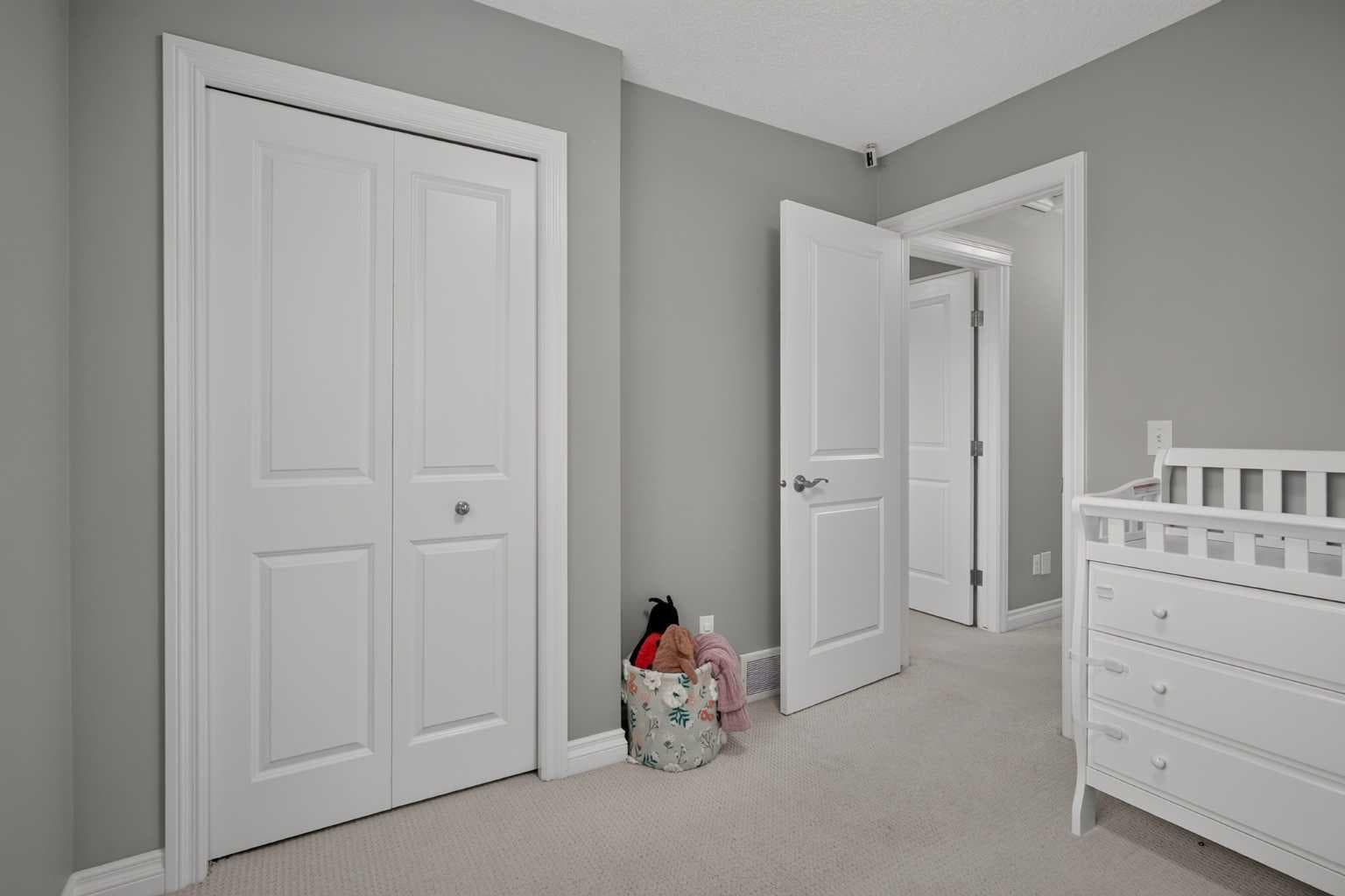53 Mahogany Point SE