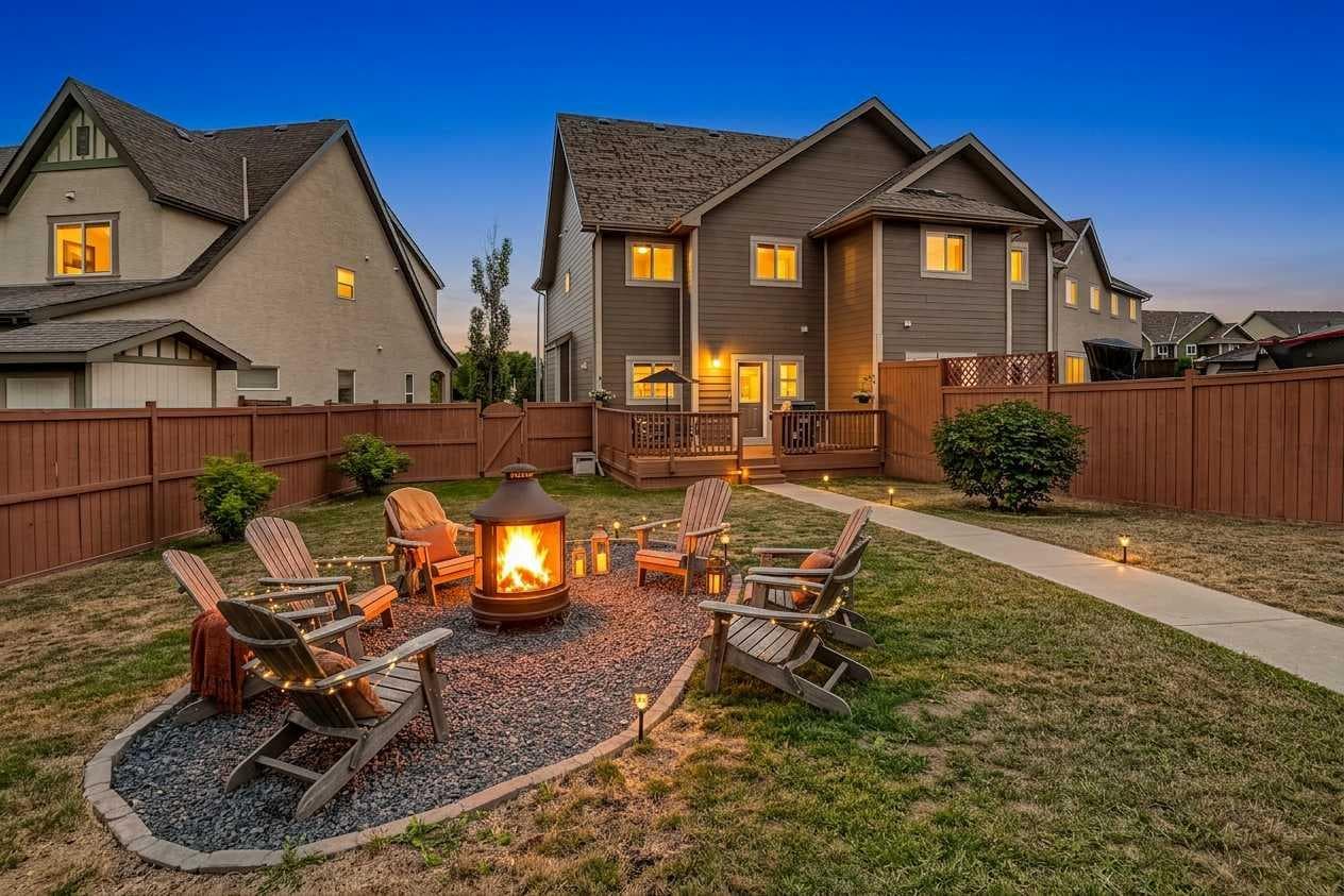 53 Mahogany Point SE