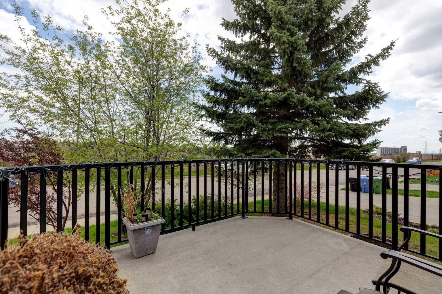 85 Sidon Crescent SW