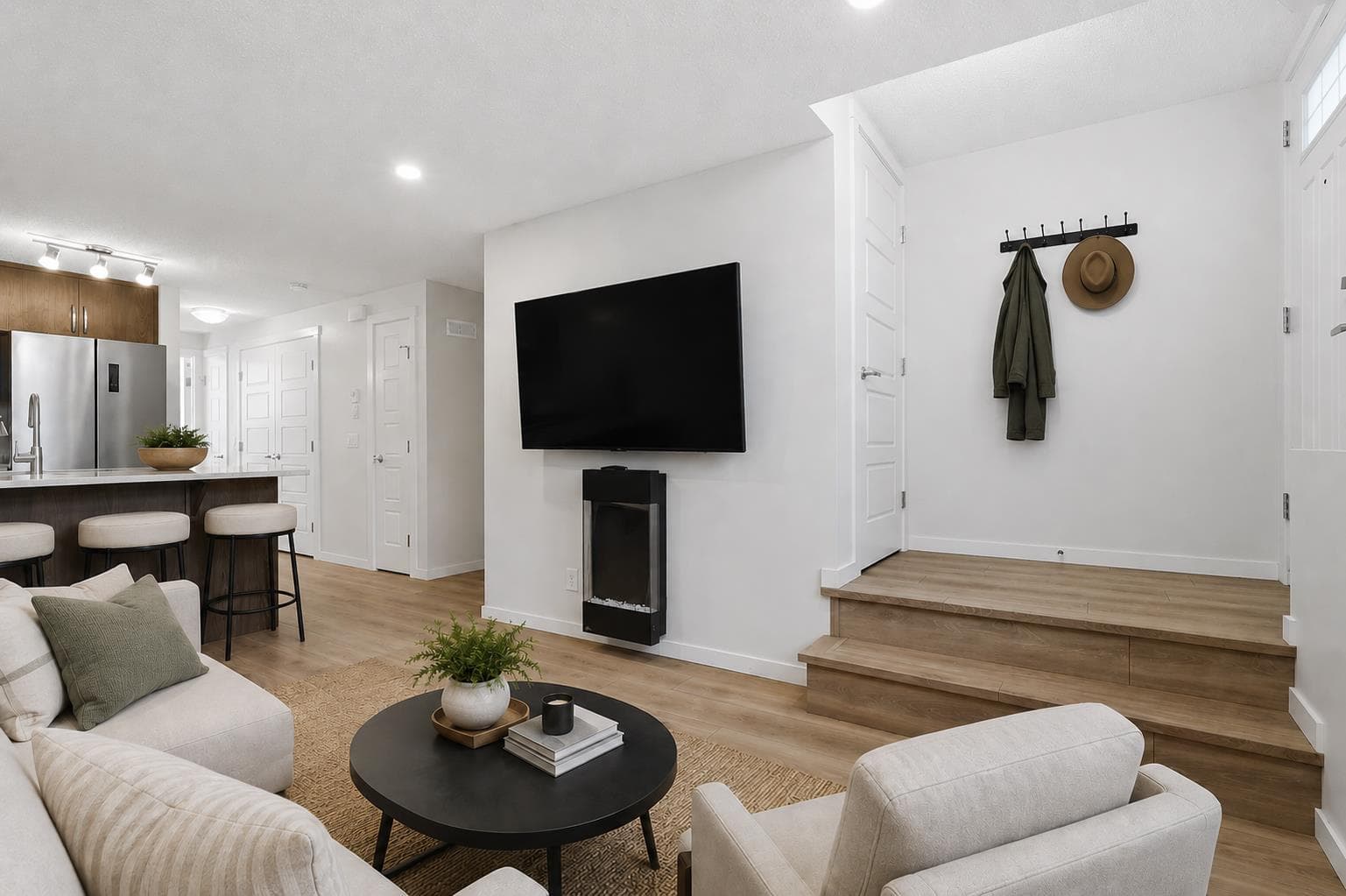 124 Cranbrook Square SE