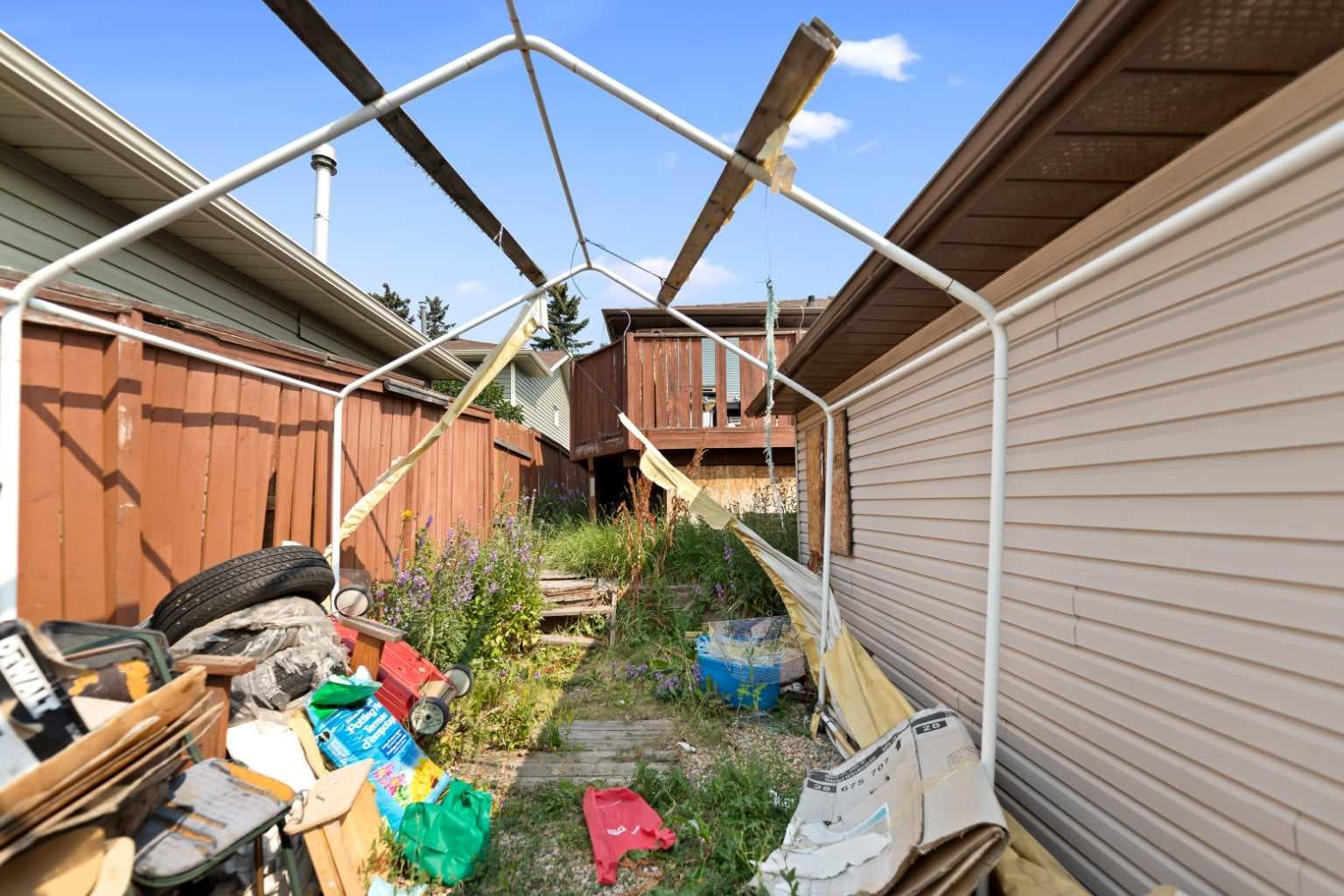 224 Faldale Close NE