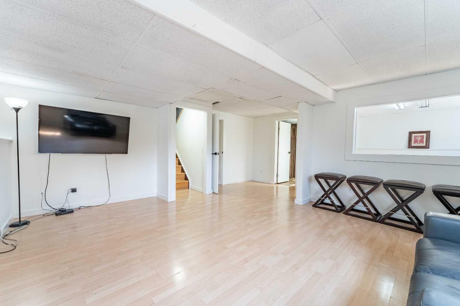 44 Templehill Drive NE