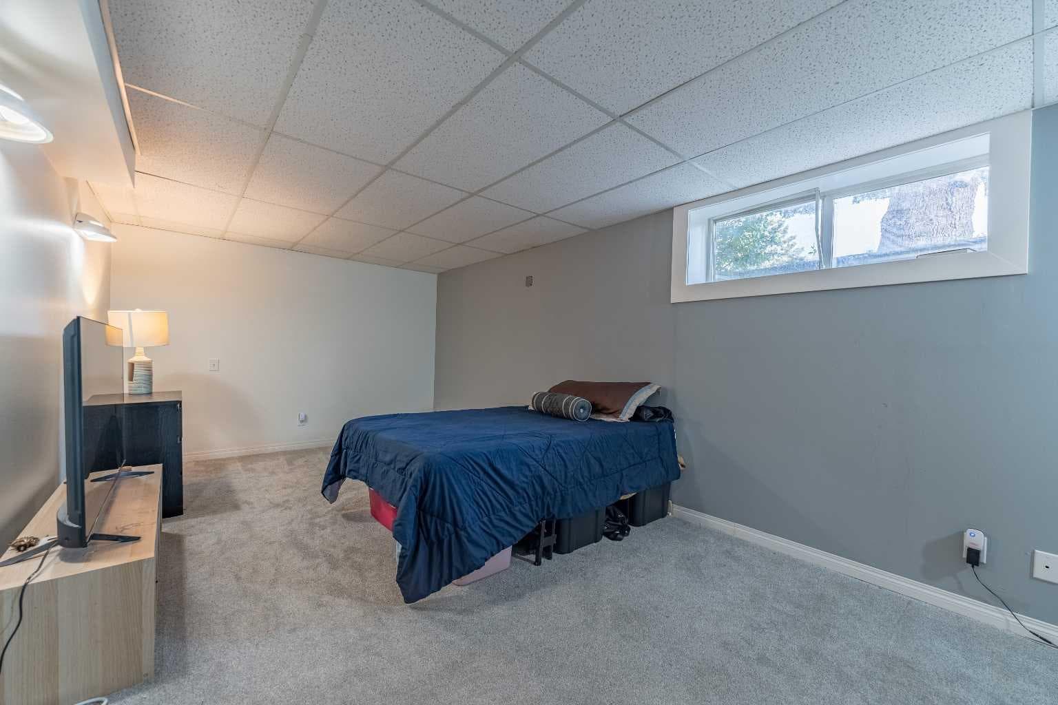 44 Templehill Drive NE