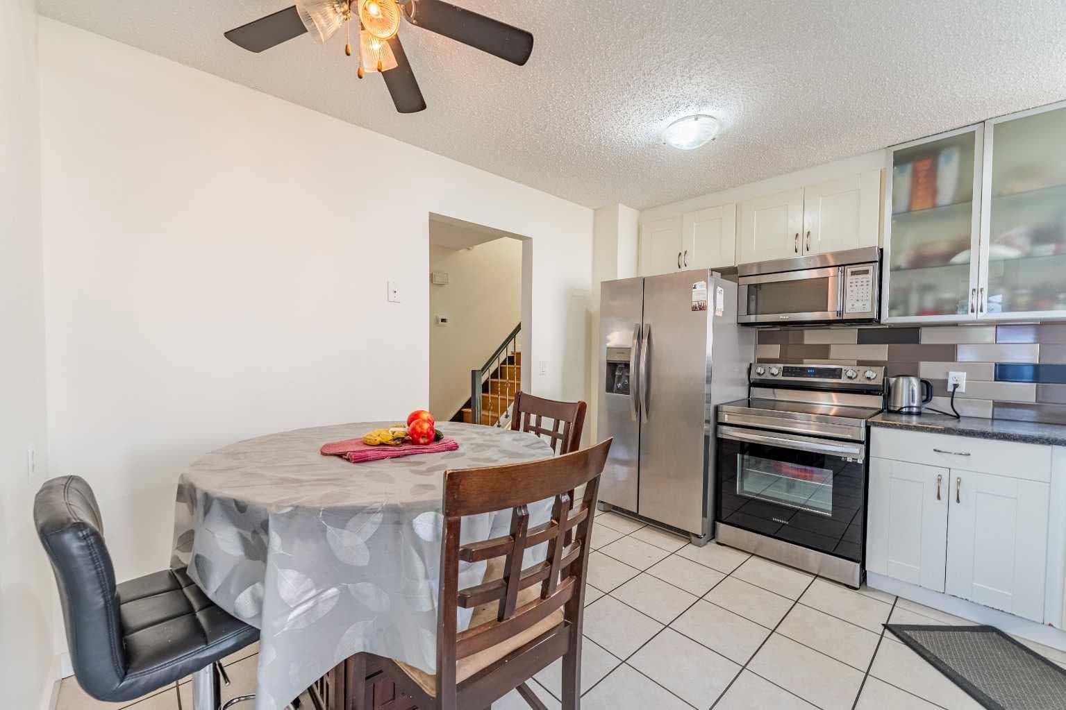 44 Templehill Drive NE