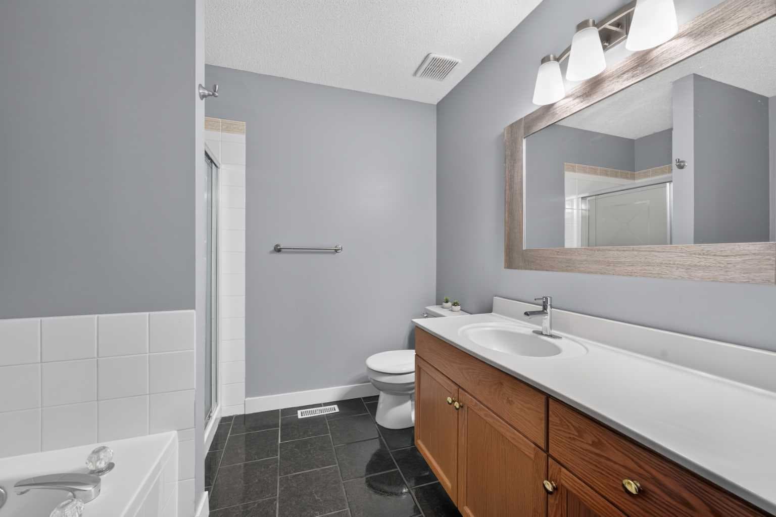 145 Lakeview Shores 