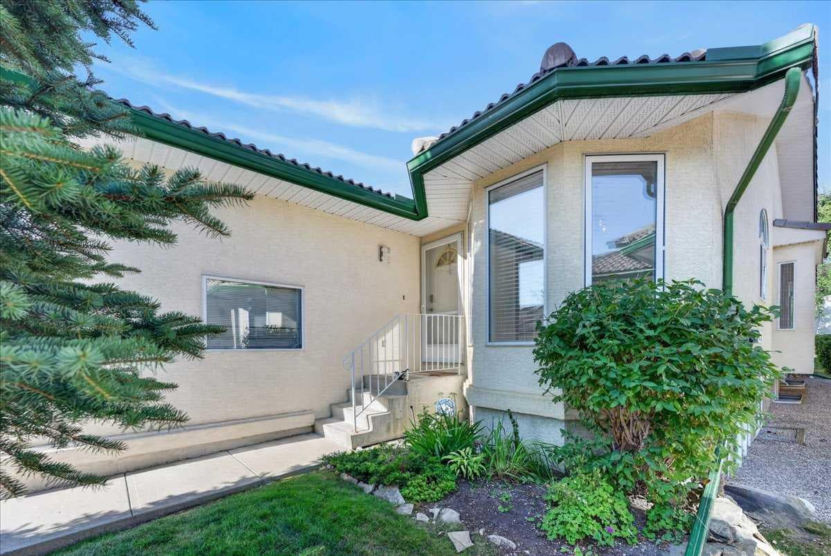 21 Strathearn Gardens SW