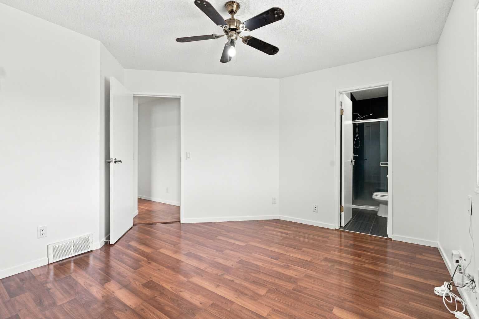 11 Martin Crossing Rise NE