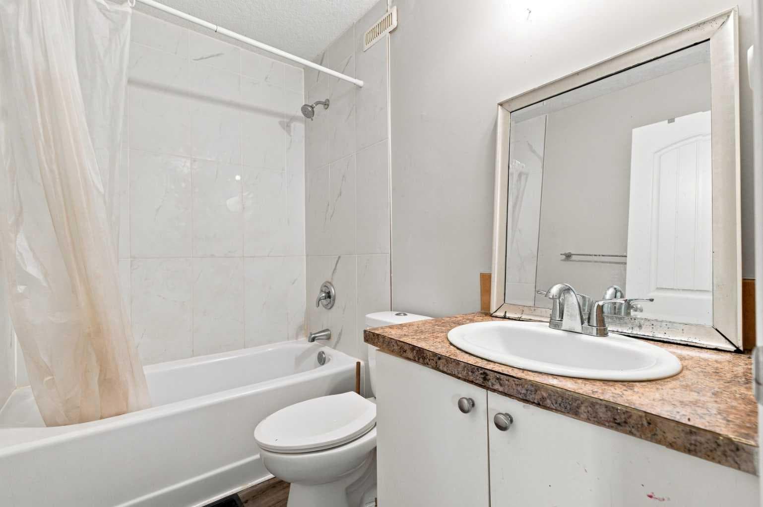11 Martin Crossing Rise NE