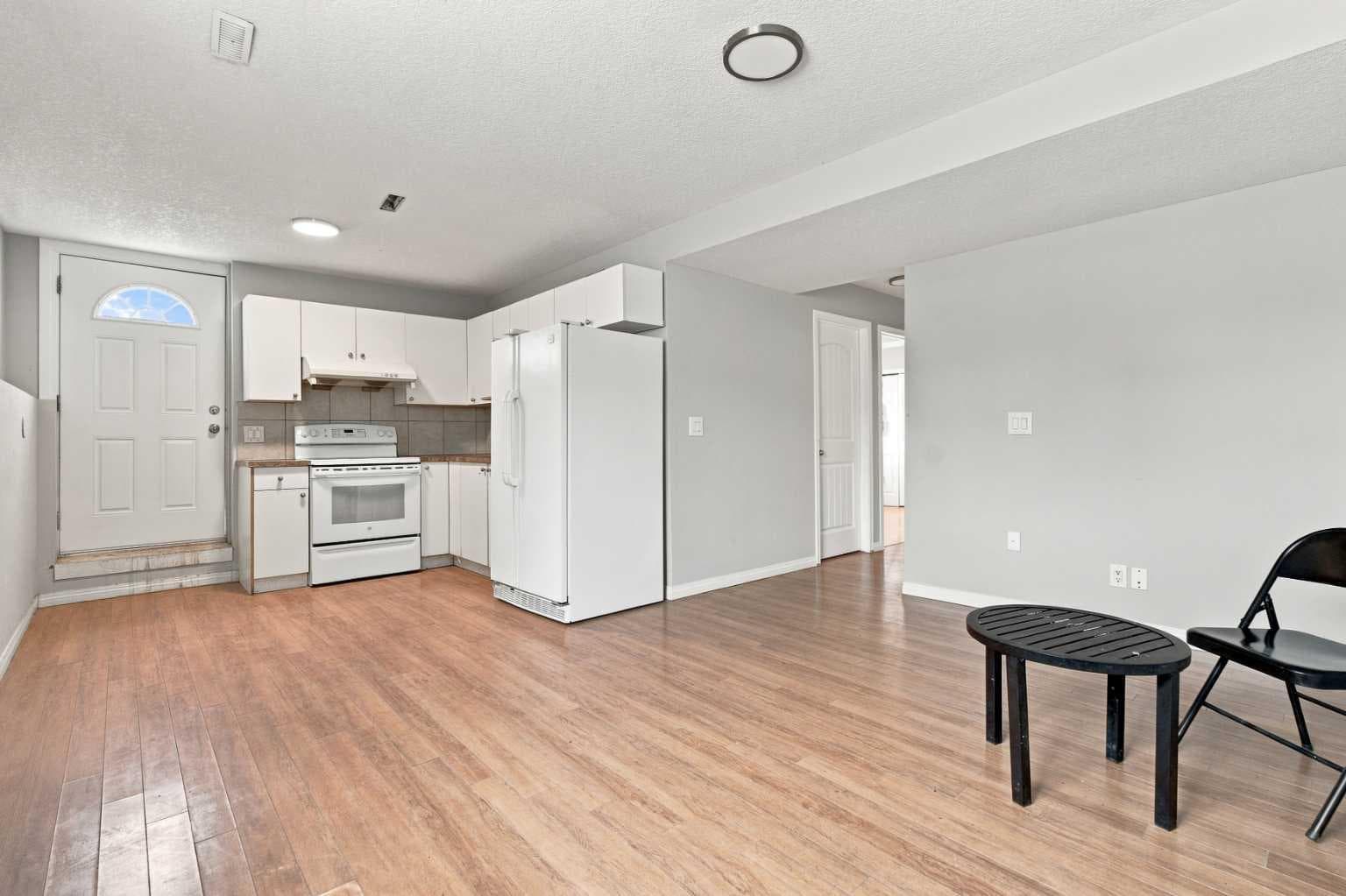 11 Martin Crossing Rise NE
