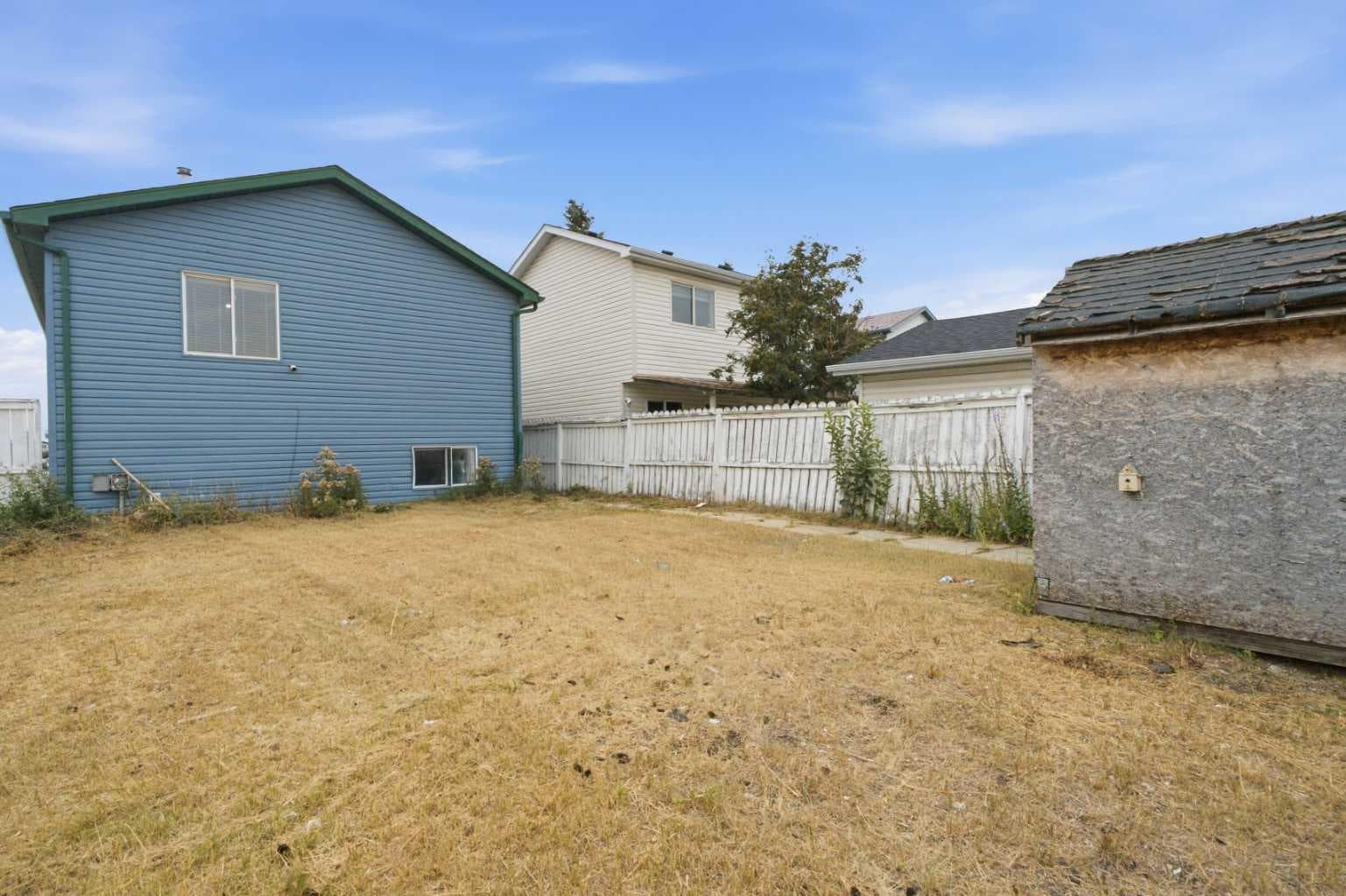 11 Martin Crossing Rise NE