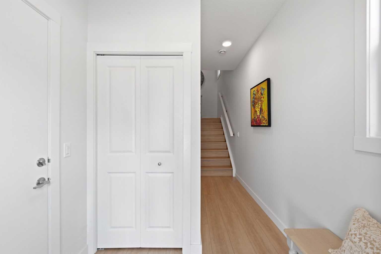 31 Seton Row SE