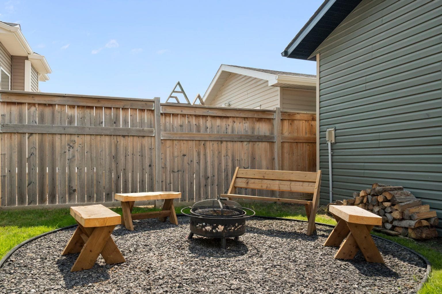 12 Fireside Burrow 