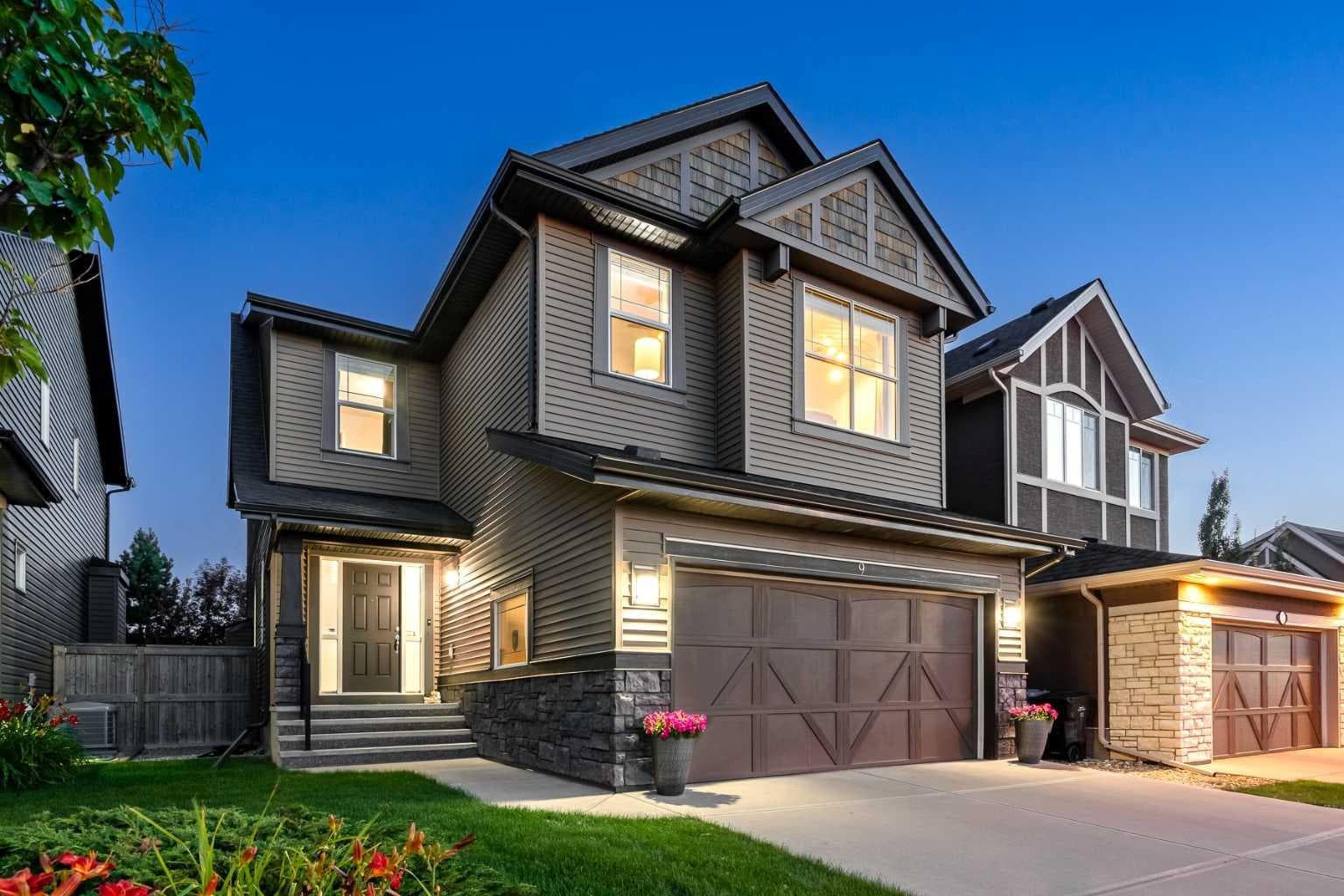 9 Aspenshire Crescent SW