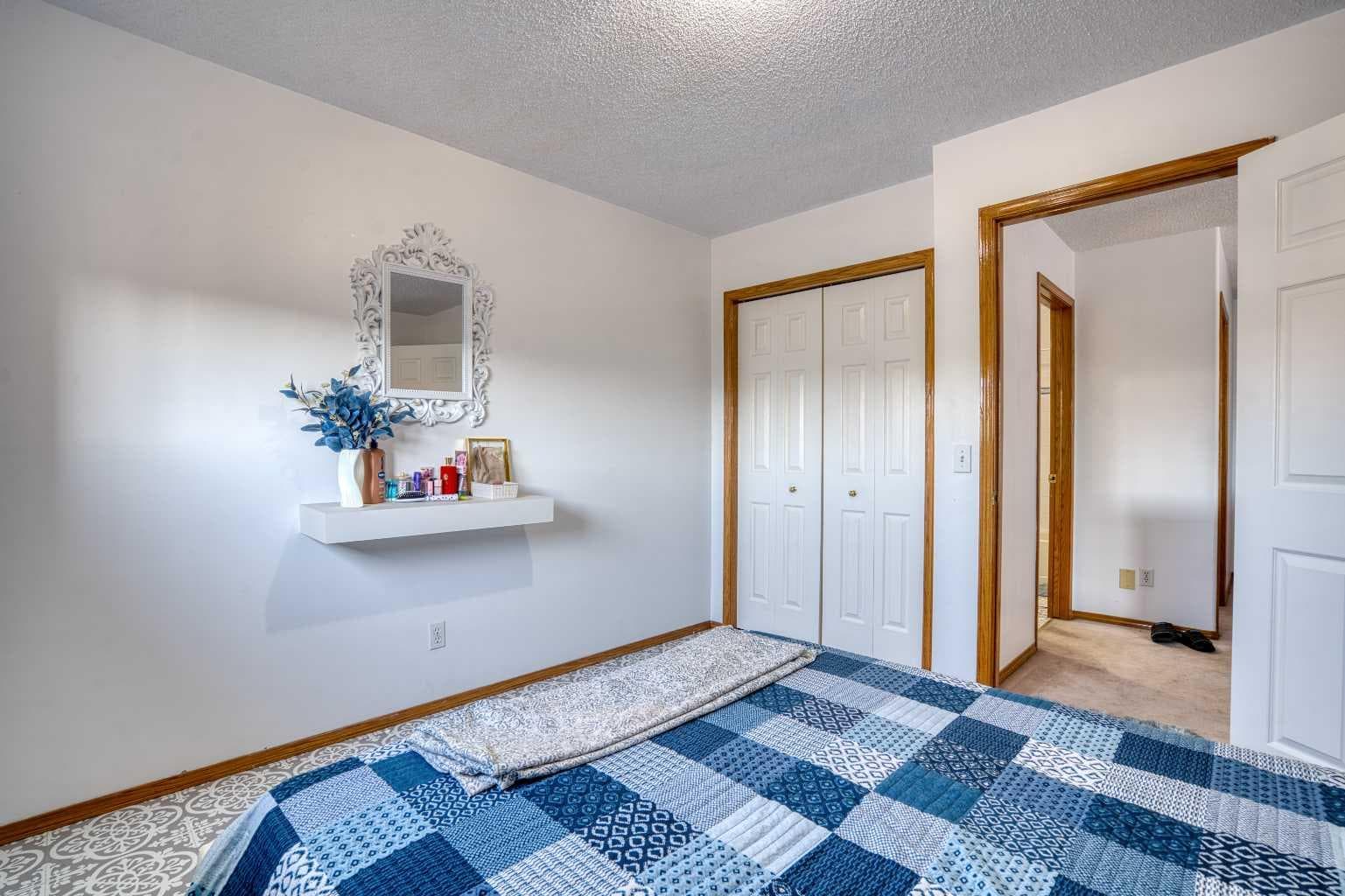 28 Coral Springs Close NE