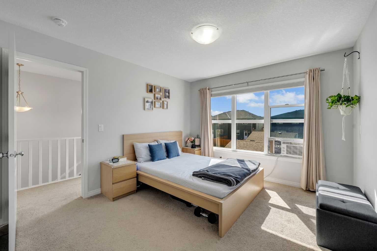 143 Dawson Harbour Hill  
