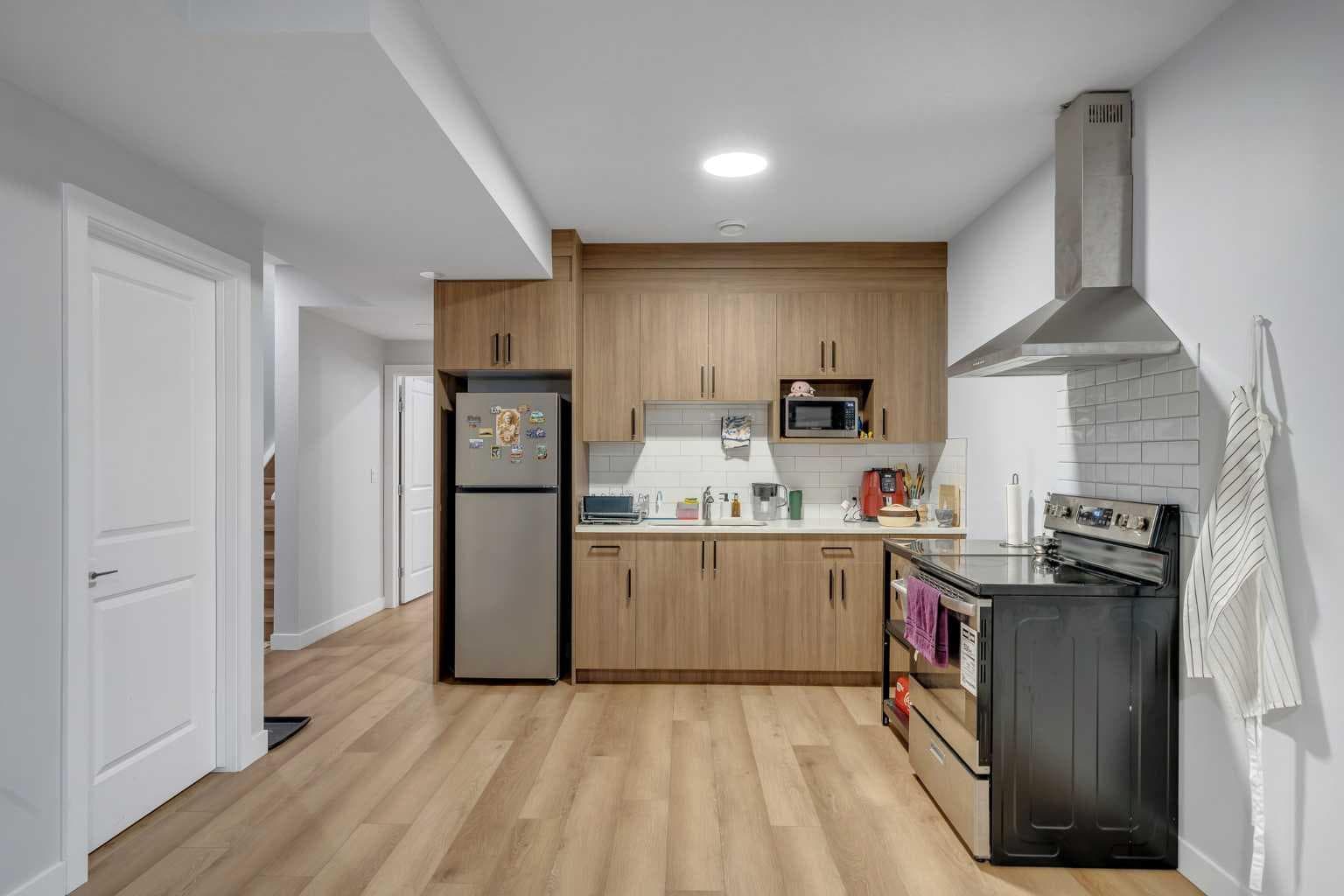 143 Dawson Harbour Hill  