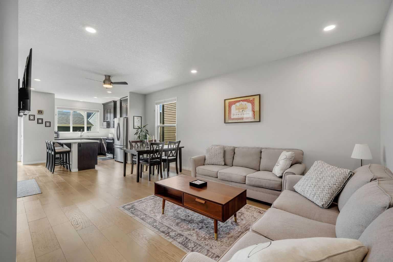 143 Dawson Harbour Hill  