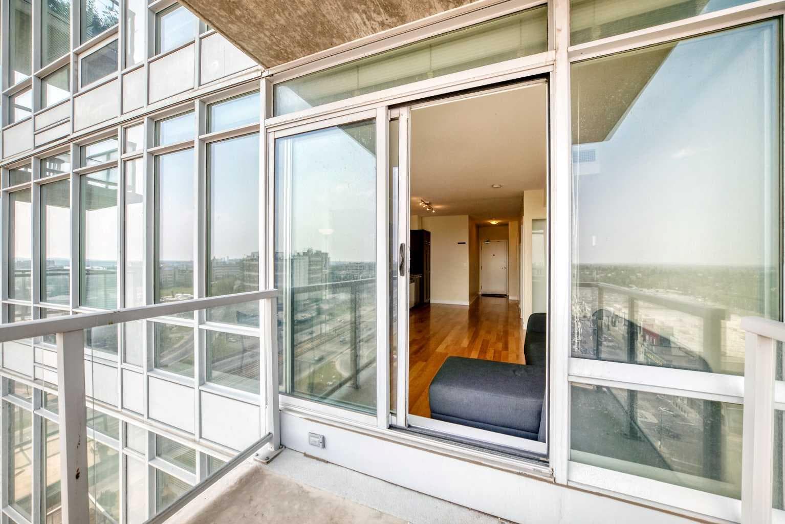 1304, 3820 Brentwood  NW