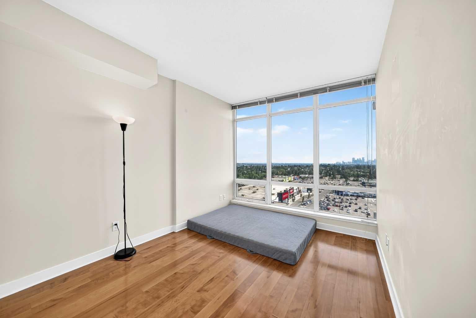 1304, 3820 Brentwood  NW